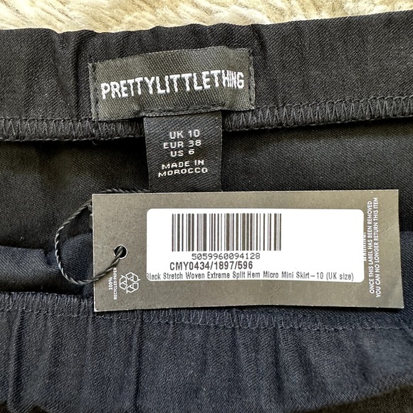 *NWT* Pretty Little Thing Black Stretchy Mini Skirt with Side Slit Size US Sz 6 - Picture 3 of 7